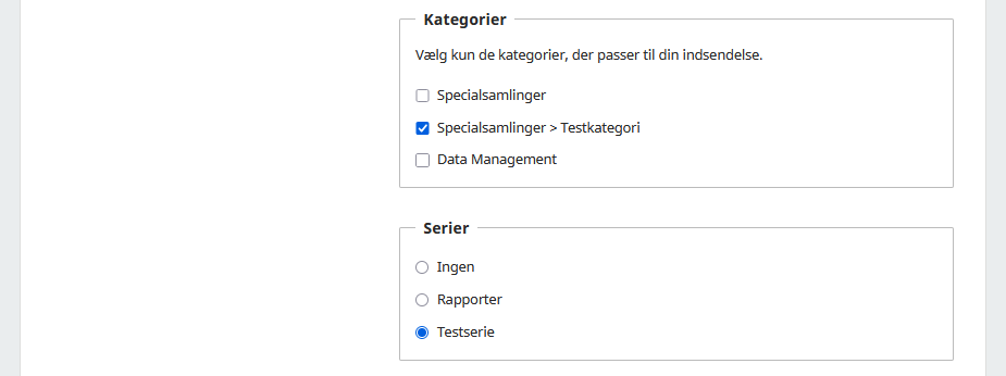 Skærmbillede der viser udfyldning af kategori og serie.